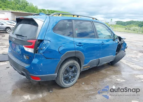 2022 Subaru Forester Wilderness z USA, uszkodzony, nr VIN JF2SKAMC2NH436971